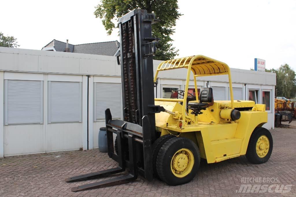 TCM FD100 柴油卡車