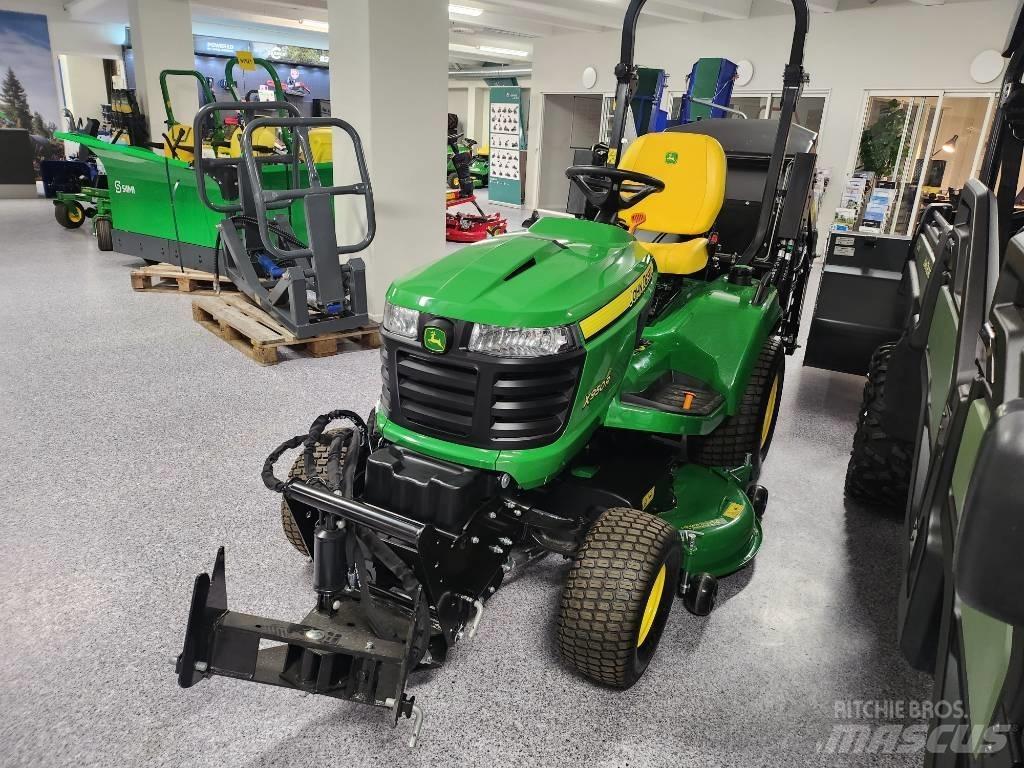 John Deere 950R 騎乘式割草機