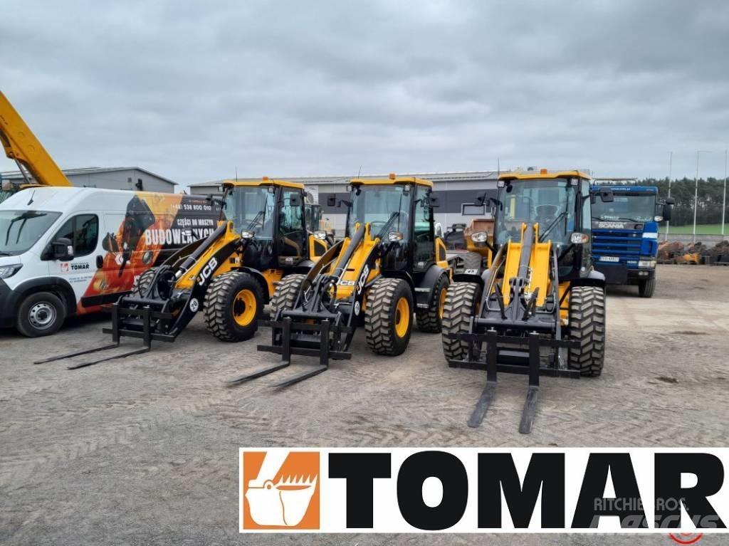 JCB 409 輪胎式裝載機