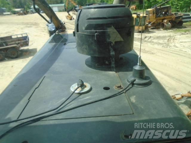 CAT 535 C 集材機