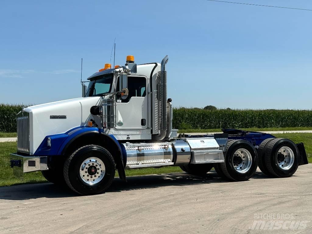 Kenworth T 800 曳引機組件