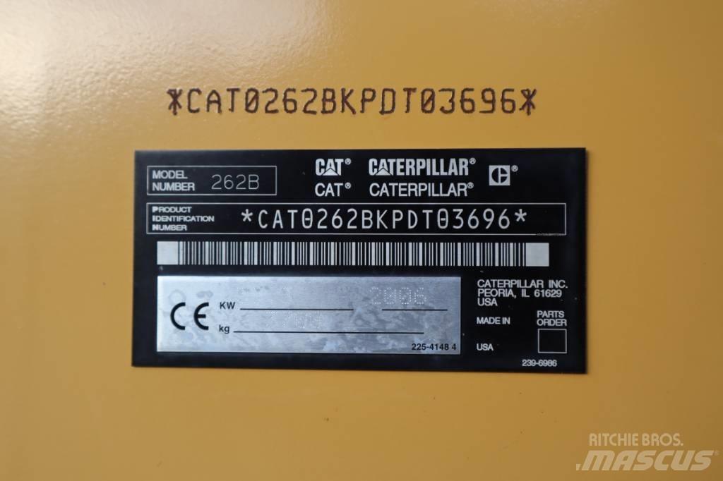 CAT 262 B 小型裝載機