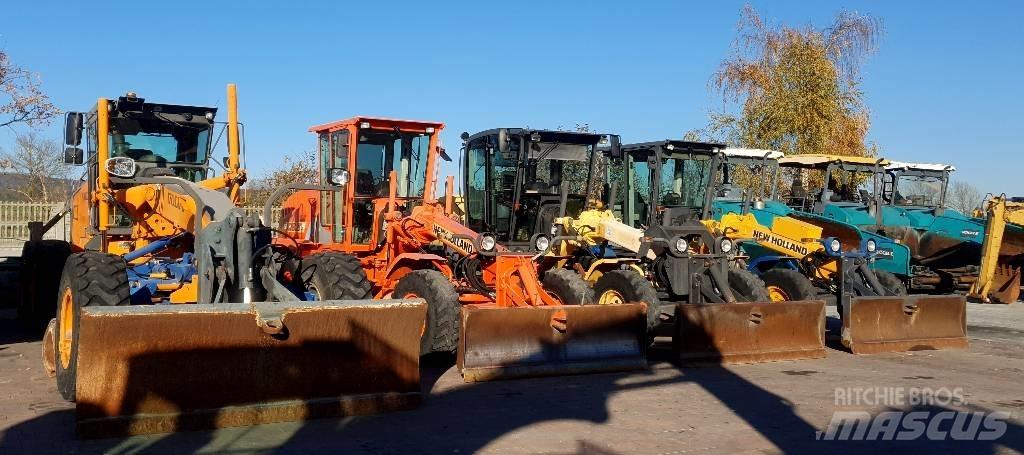 Volvo G 720 B 平土機