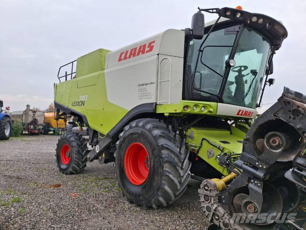 CLAAS Lexion 740 聯合收穫機