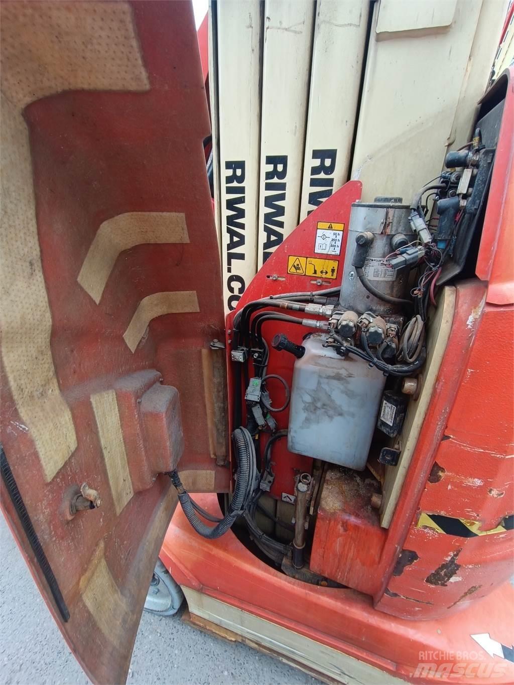 JLG T10E 其他升降機和作業平台