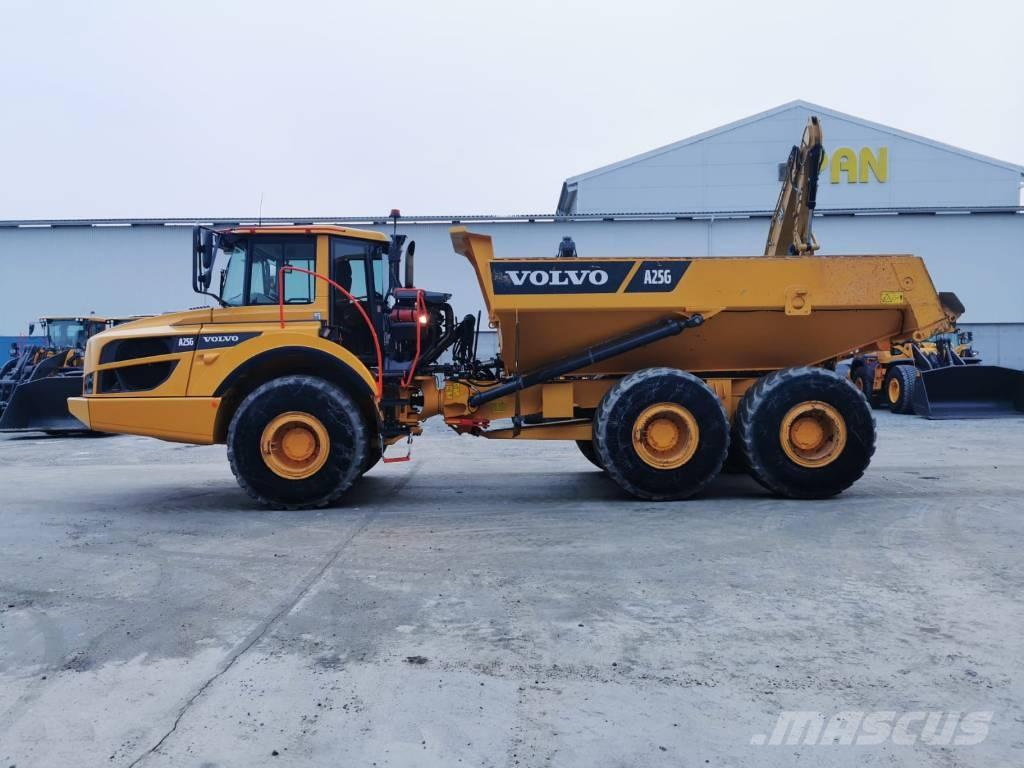 Volvo A25G 鉸接式起吊車