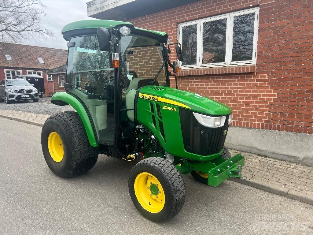 John Deere 3046 R 小型曳引機