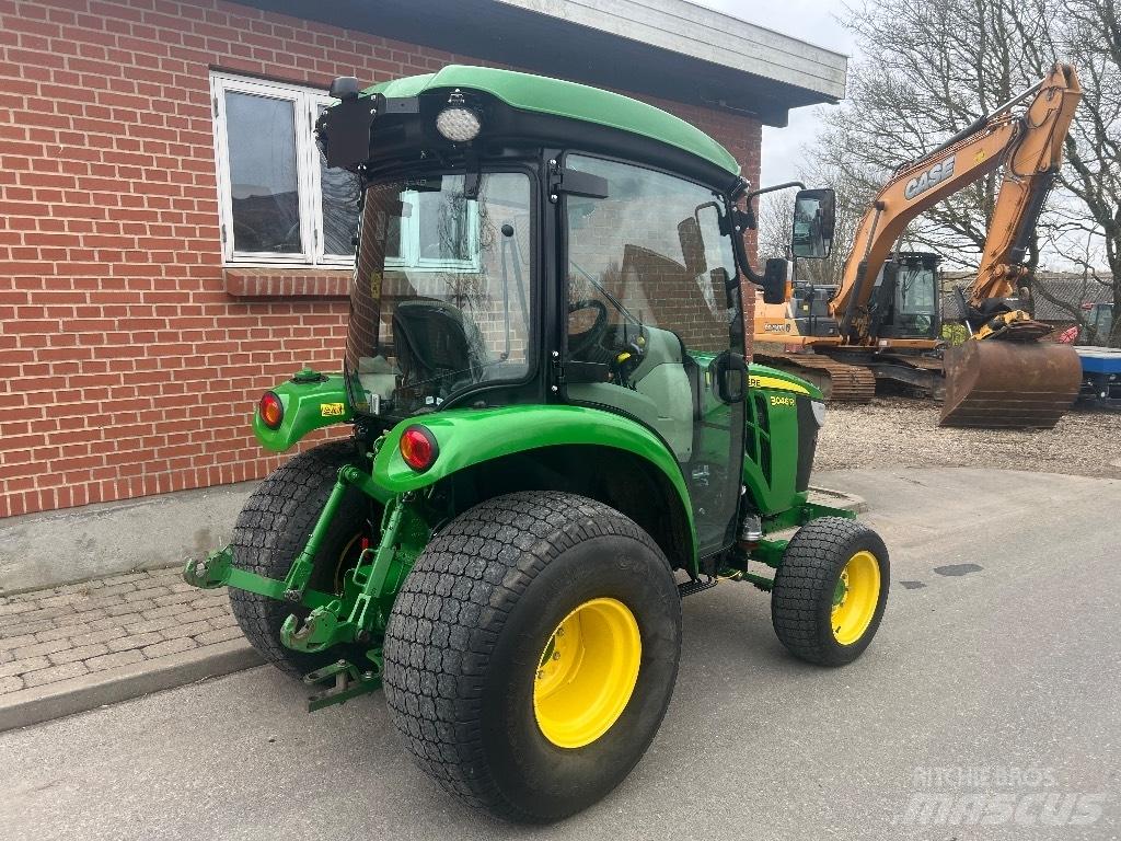 John Deere 3046 R 小型曳引機