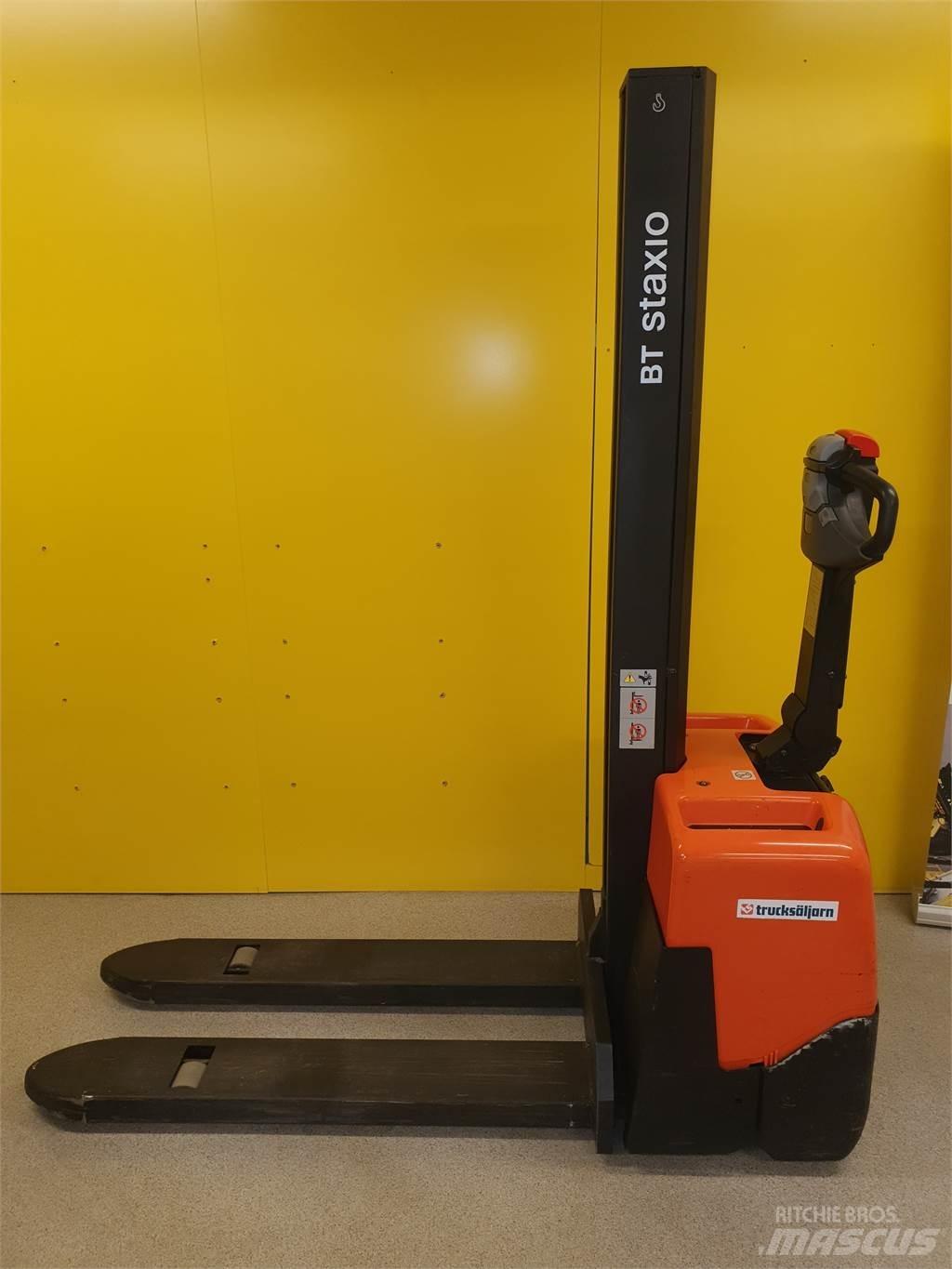 BT HWE100 行走控制式堆積機