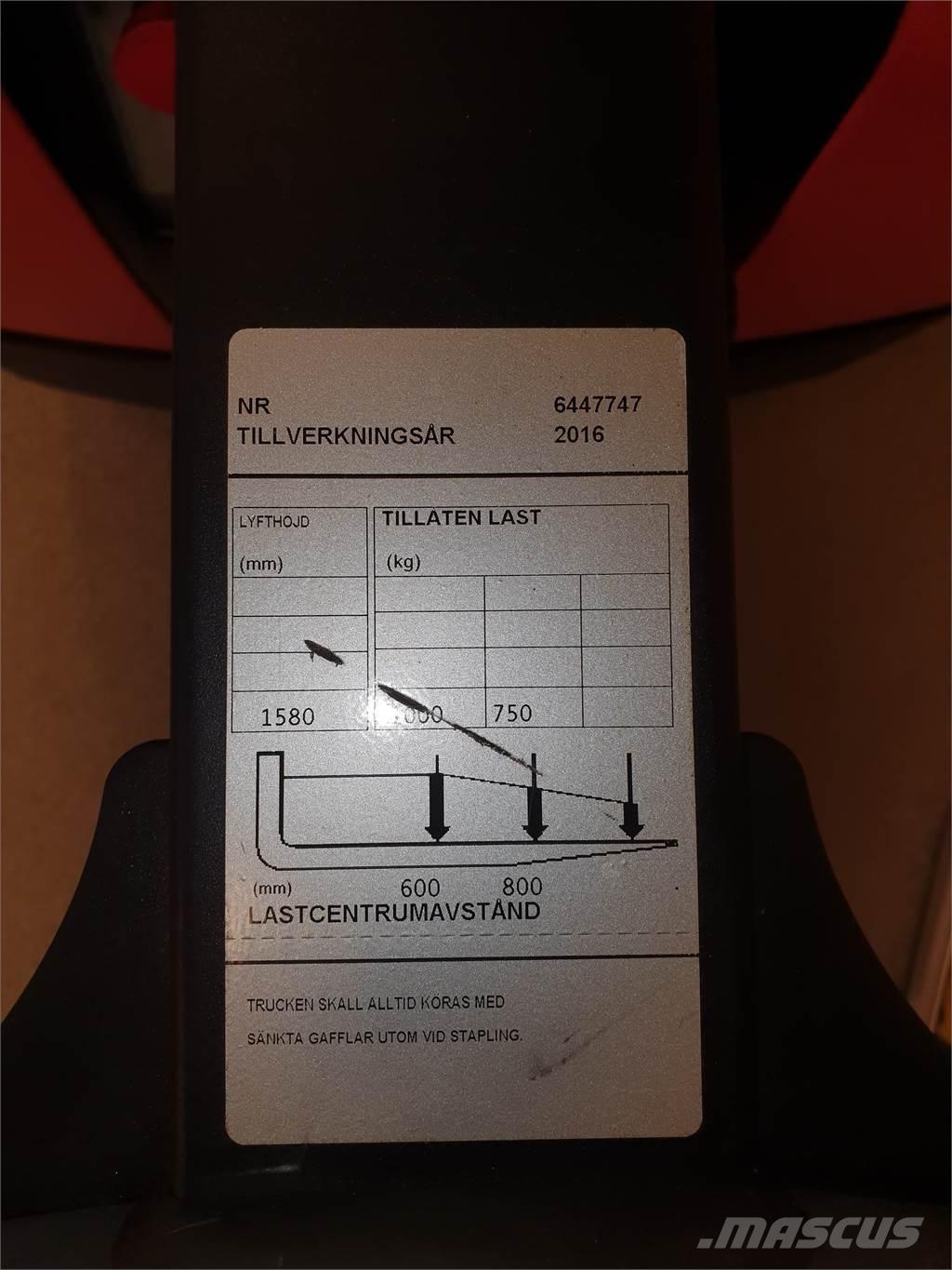 BT HWE100 行走控制式堆積機