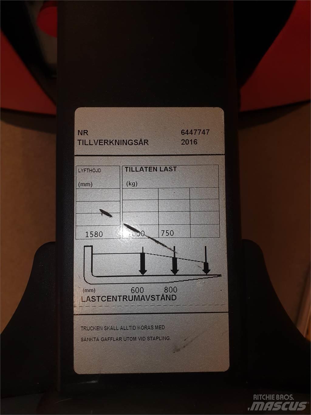BT HWE100 行走控制式堆積機