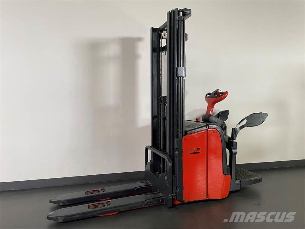 Linde L14AP 行走控制式堆積機