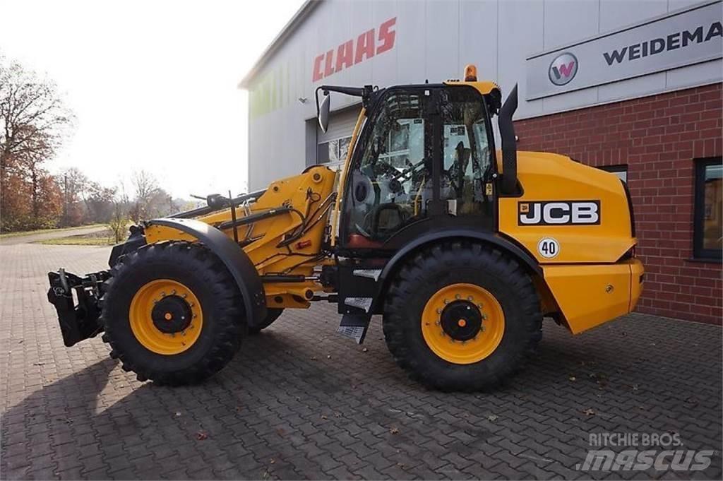 JCB tm 420 a sv 農業用伸縮臂裝載機