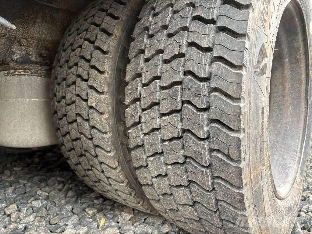 Scania 114G 340 起重機卡車