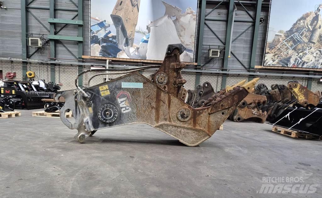 CAT P245-PS 切割機