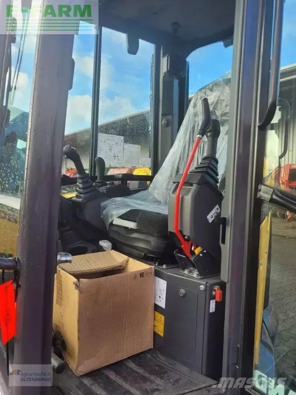 New Holland e55d 小型挖土機/掘鑿機<7t(小型挖掘機)