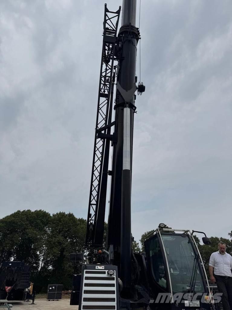 Liebherr LTR 1100 履帶式起重機