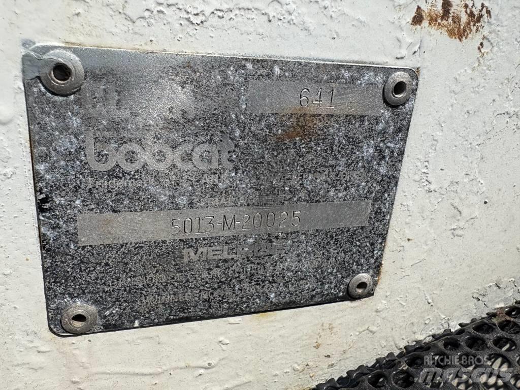 Bobcat 641 滑移轉向裝載機