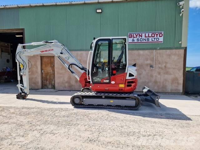 Takeuchi TB 260 小型挖土機/掘鑿機<7t(小型挖掘機)