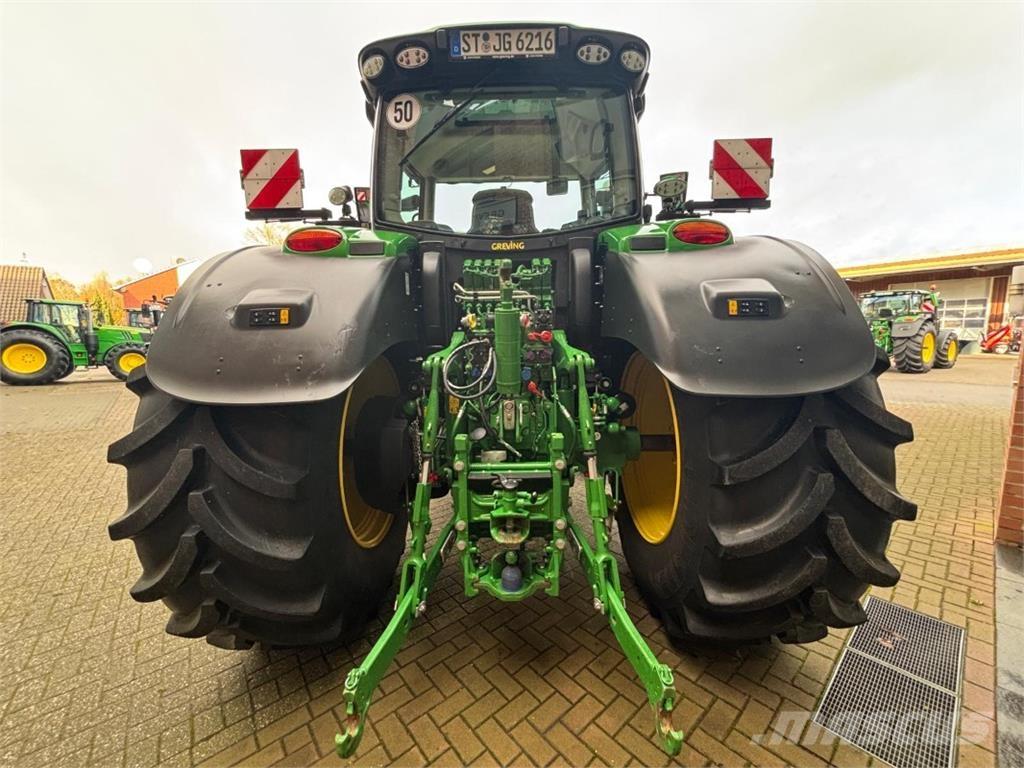 John Deere 6R215 曳引機