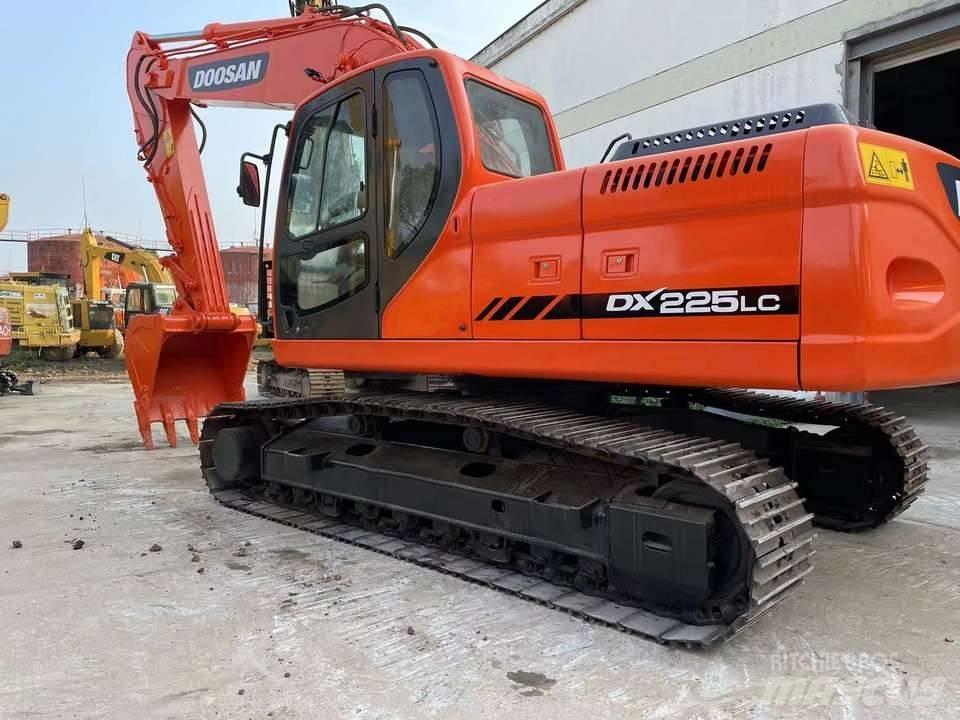 Doosan dx225 履帶式 挖土機/掘鑿機/挖掘機