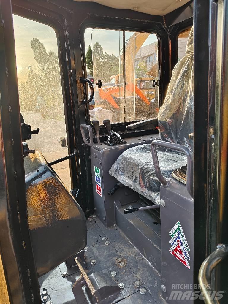 CAT D 5 K 履帶推土機