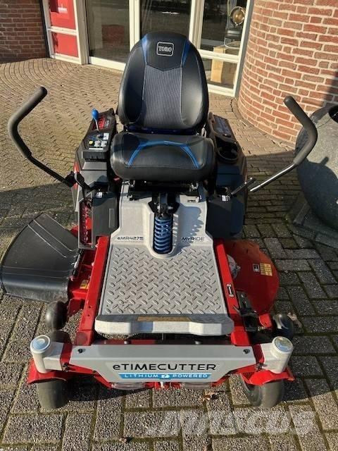 Toro eMR 4275 騎乘式割草機