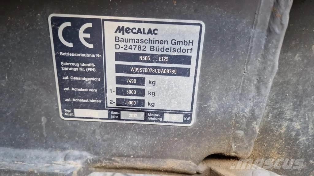 Mecalac AS700 輪胎式裝載機
