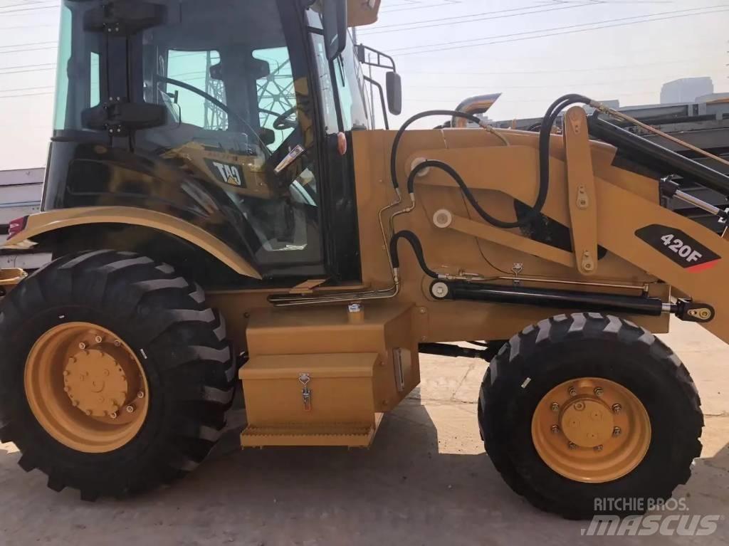 CAT 420 F 反鏟裝載機