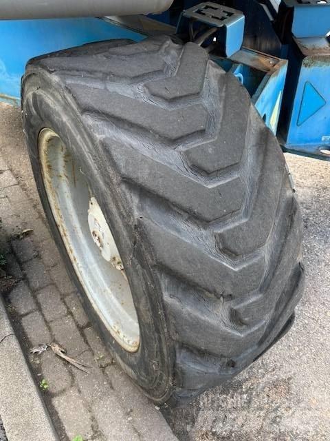 Genie ZX 135/70 曲臂高空作業車