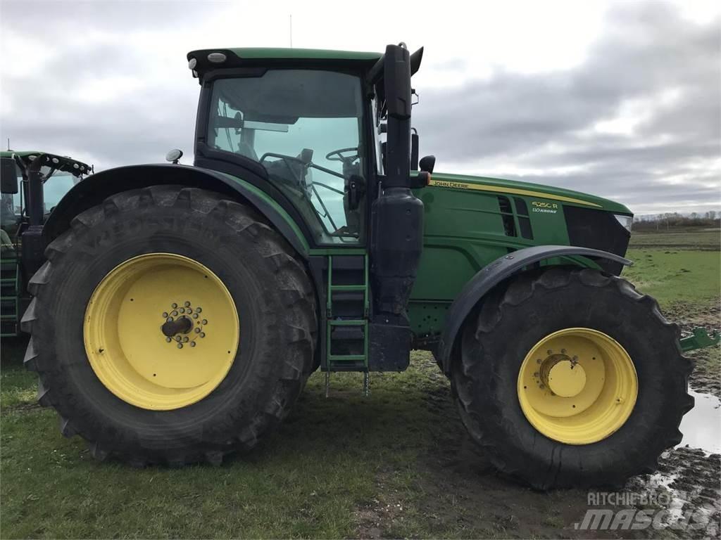 John Deere 6250R 曳引機