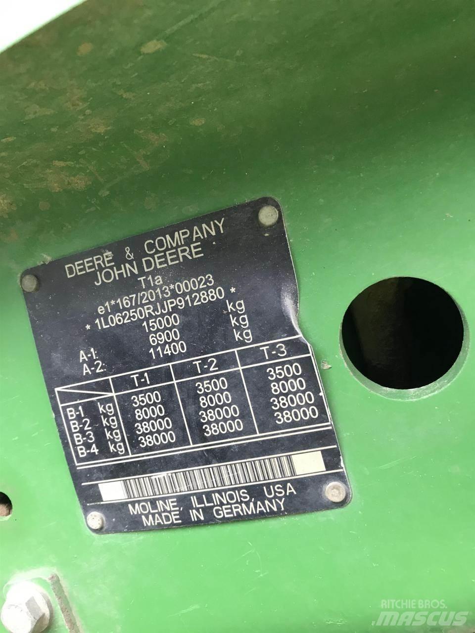 John Deere 6250R 曳引機