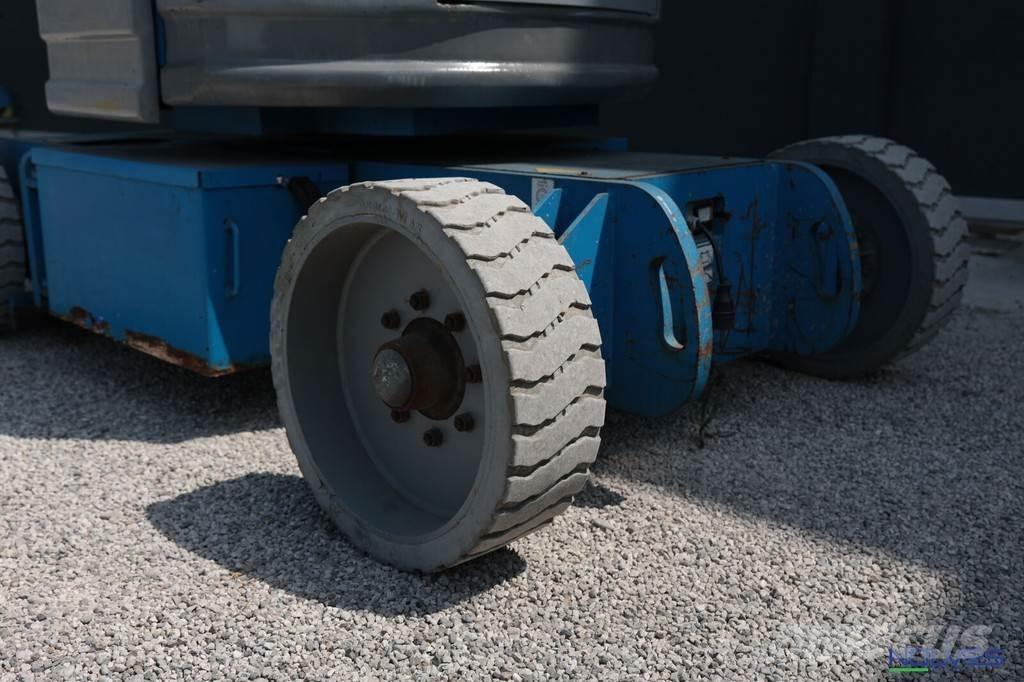 Genie Z34/22N 曲臂高空作業車