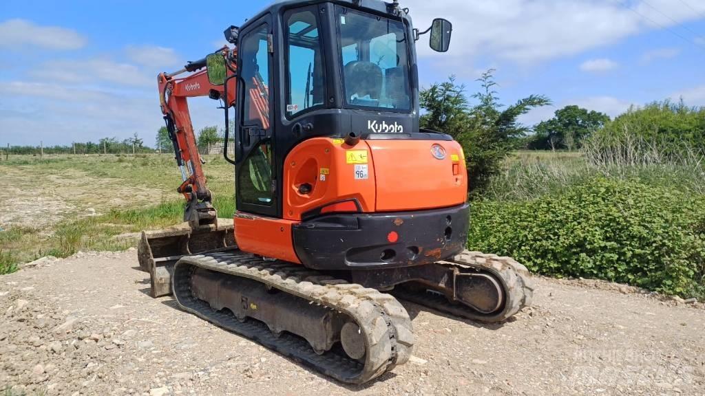 Kubota U 48-4 小型挖土機/掘鑿機<7t(小型挖掘機)
