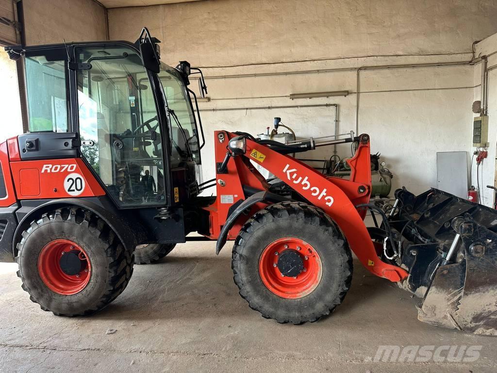 Kubota R 070 WT QC 輪胎式裝載機