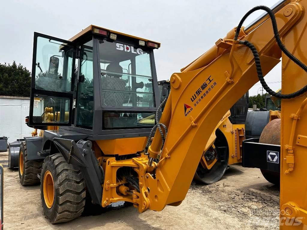 LiuGong B860 反鏟裝載機