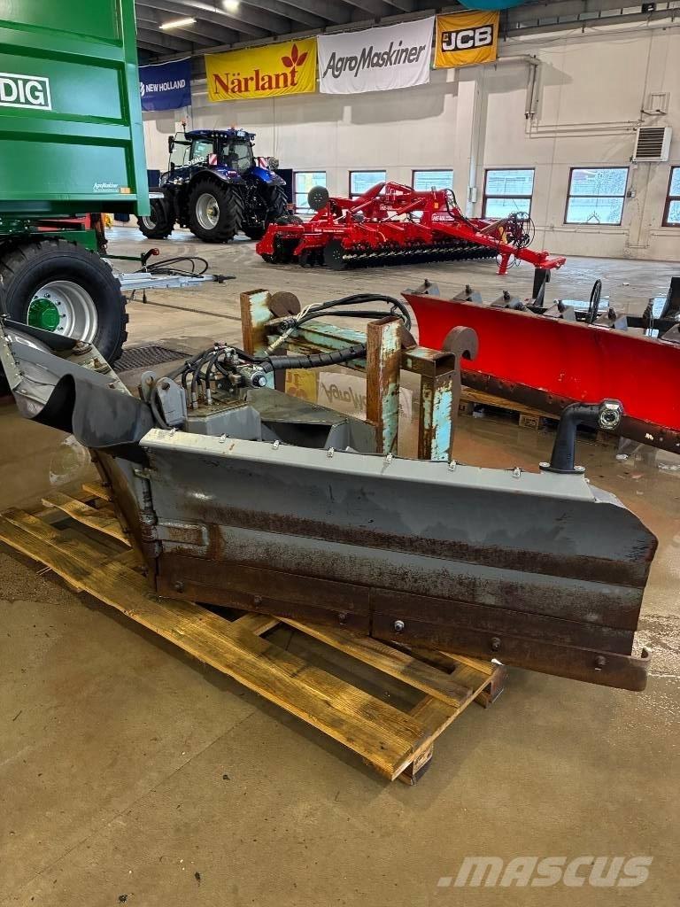 Holms KHV 320 鏟雪車