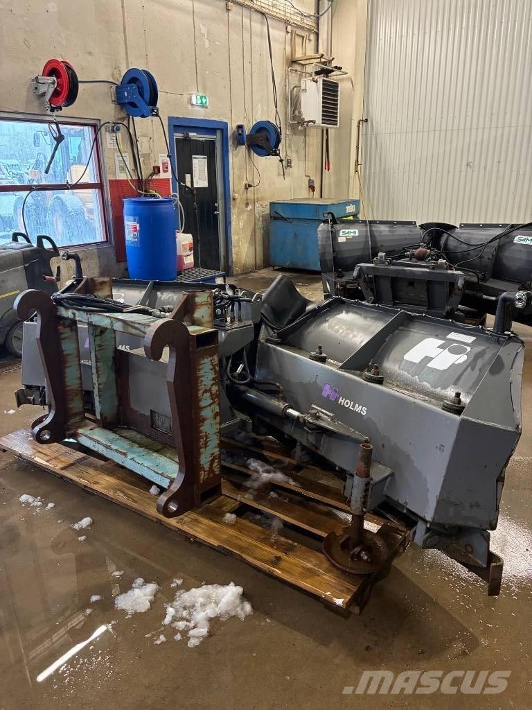 Holms KHV 320 鏟雪車