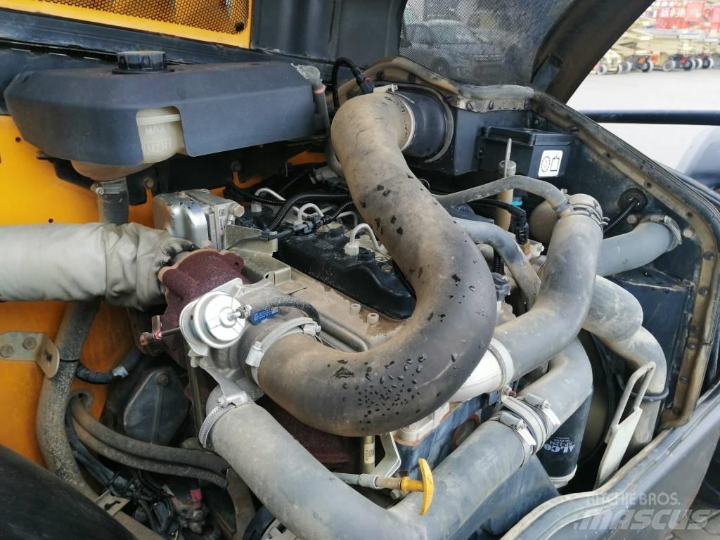 JCB 535-95 輪胎式裝載機