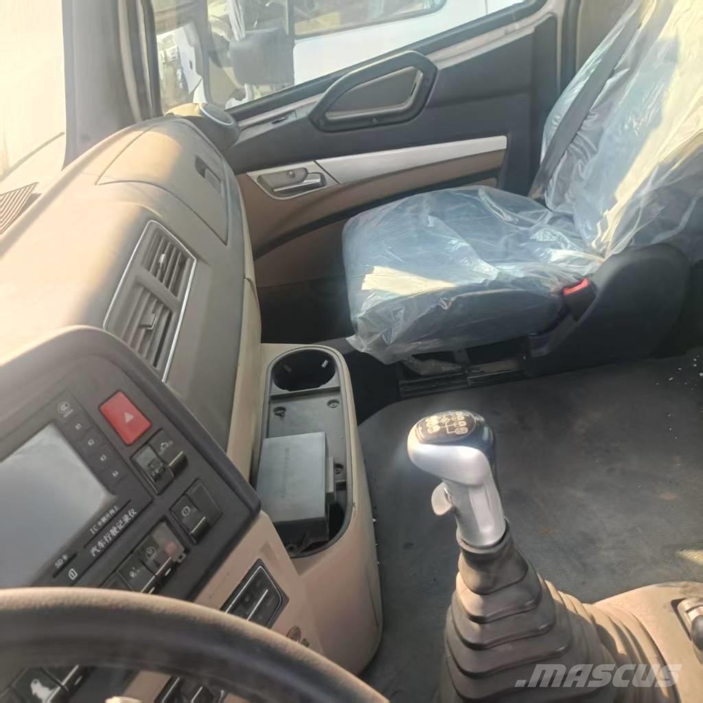 Howo 371 6x4 曳引機組件