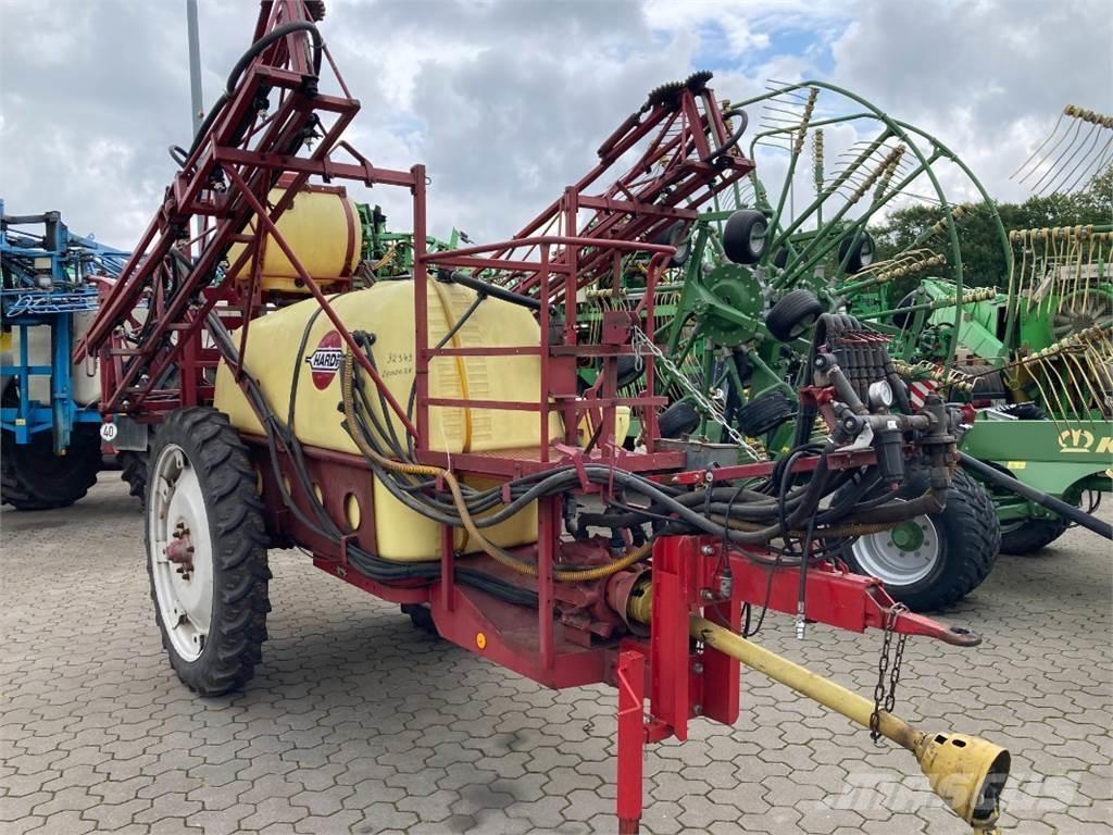 Hardi TYZ 2400 牽引式噴霧機