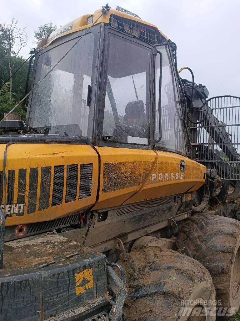 Ponsse Wisent 8W 集運機
