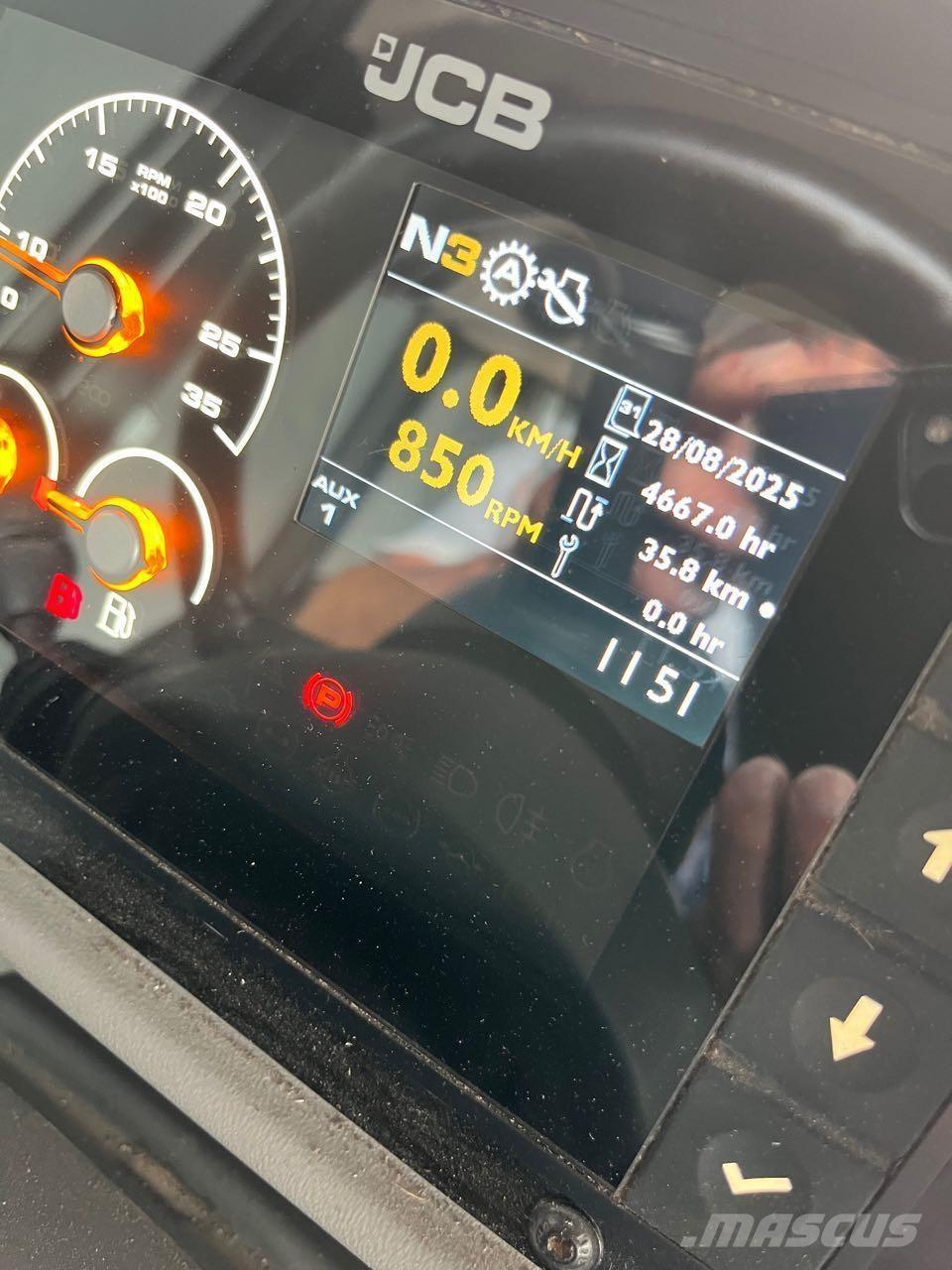 JCB TM 320 Agri 輪胎式裝載機