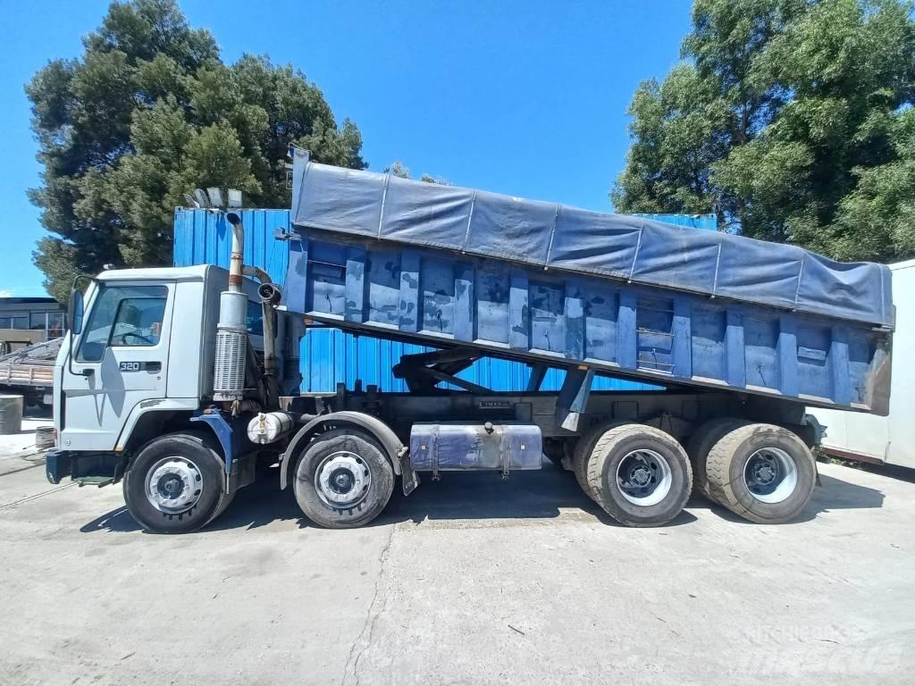 Volvo FL10 320 傾卸式卡車