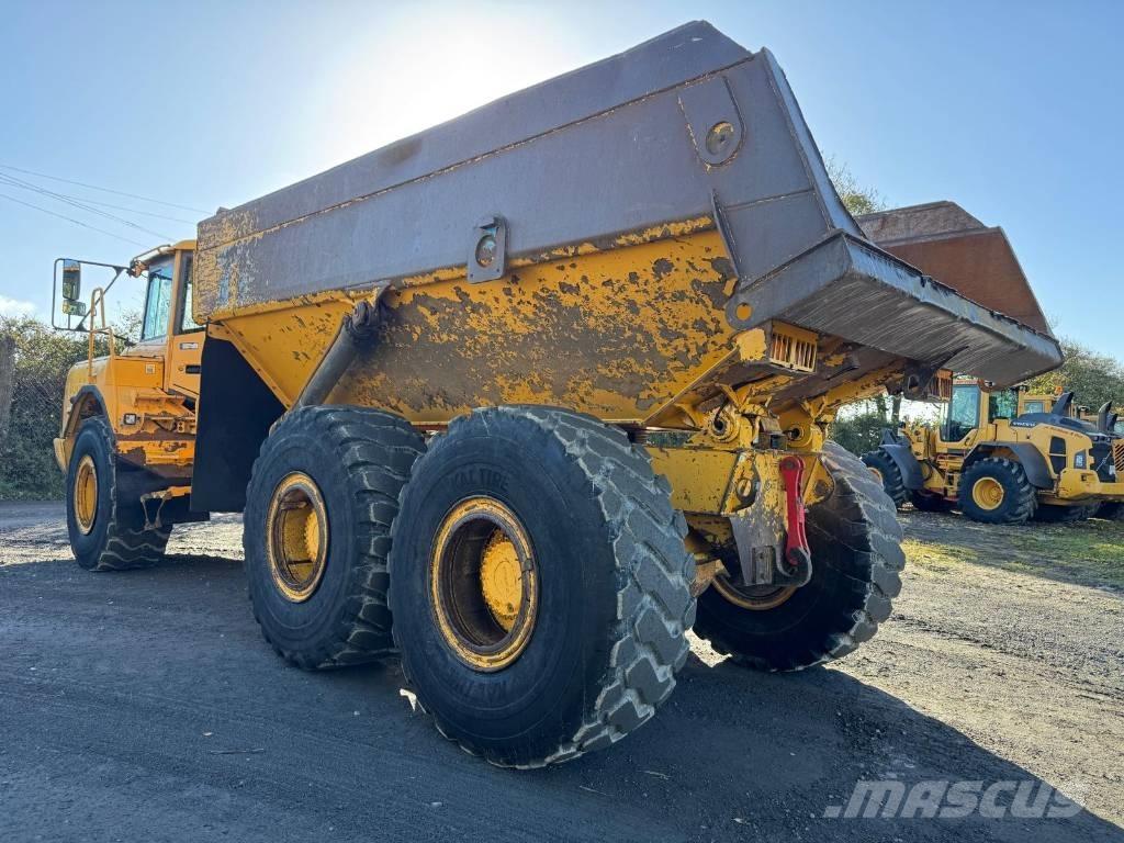 Volvo A 25 D 鉸接式起吊車