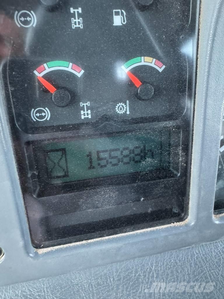 Volvo A 40 E 鉸接式起吊車