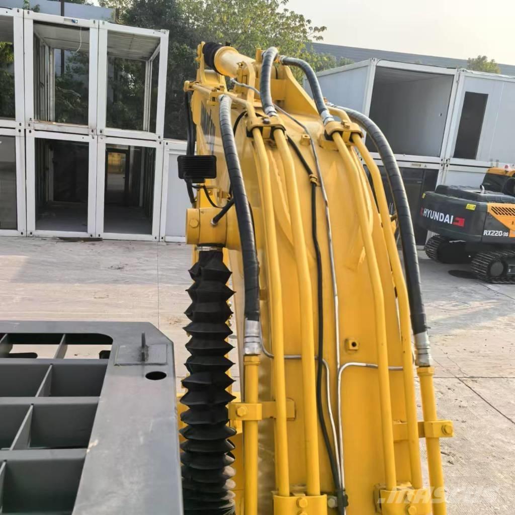 Komatsu PC 130 小型挖土機/掘鑿機<7t(小型挖掘機)