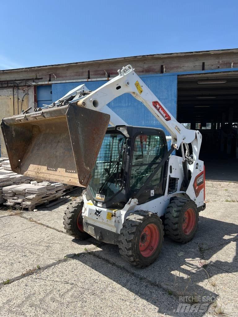 Bobcat S 590 滑移轉向裝載機
