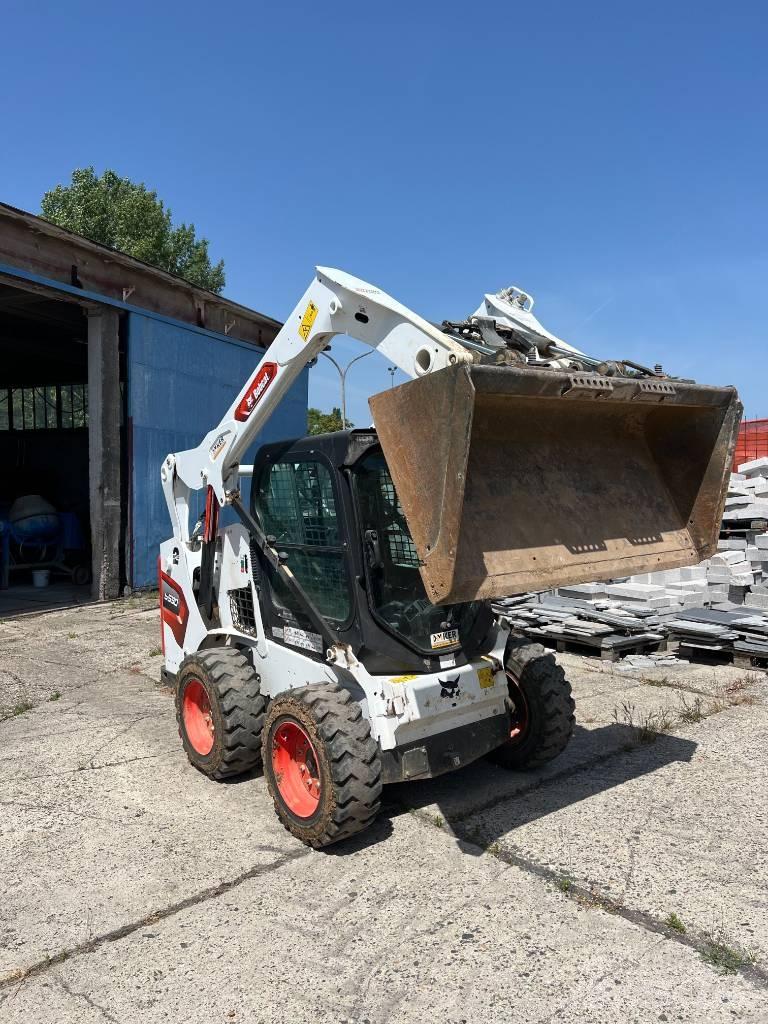 Bobcat S 590 滑移轉向裝載機