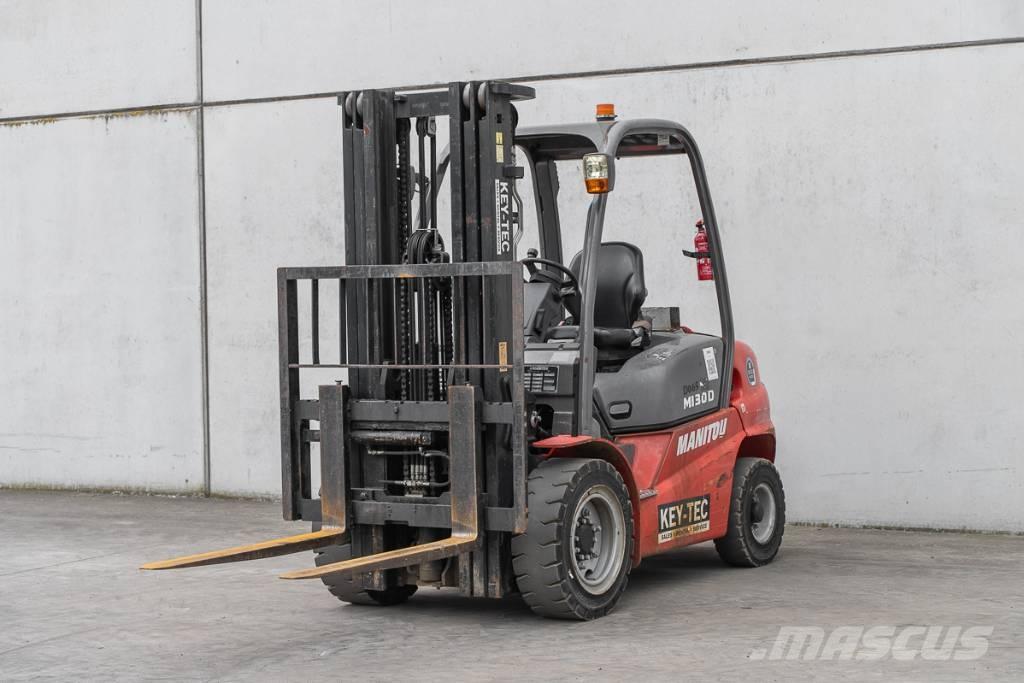 Manitou MI 30 D 柴油卡車